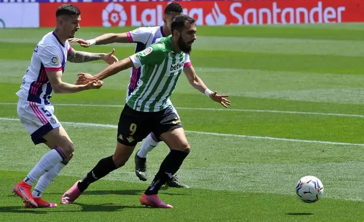 Betis Kejar Liga Champions, Valladolid Berjuang Bertahan