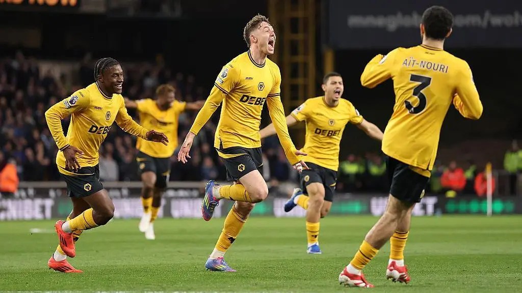 Gol Cepat Strand Larsen Antar Wolves Lolos Carabao Cup